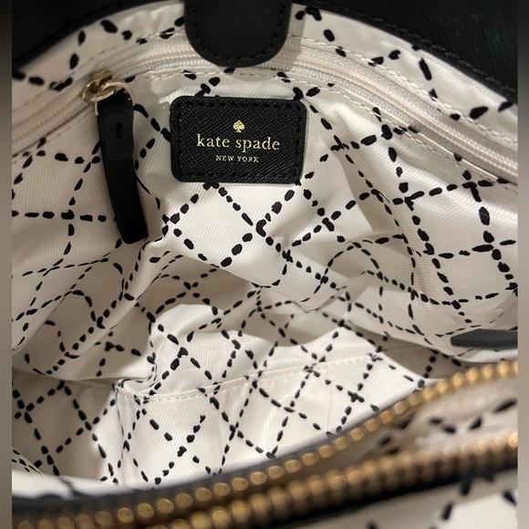 Kate Spade - Black bag with gold accents and added crossbody strap - Never used - Picture 2 of 4